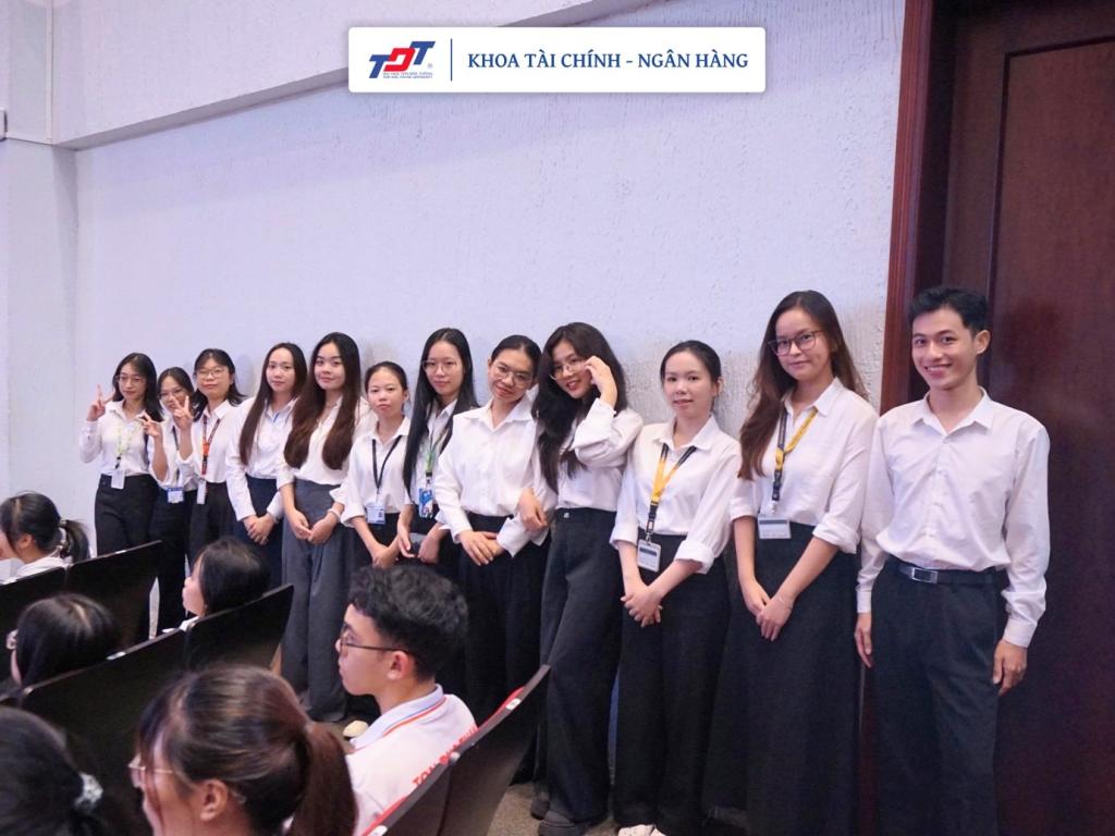 Một số hình ảnh của sinh viên trong chương trình