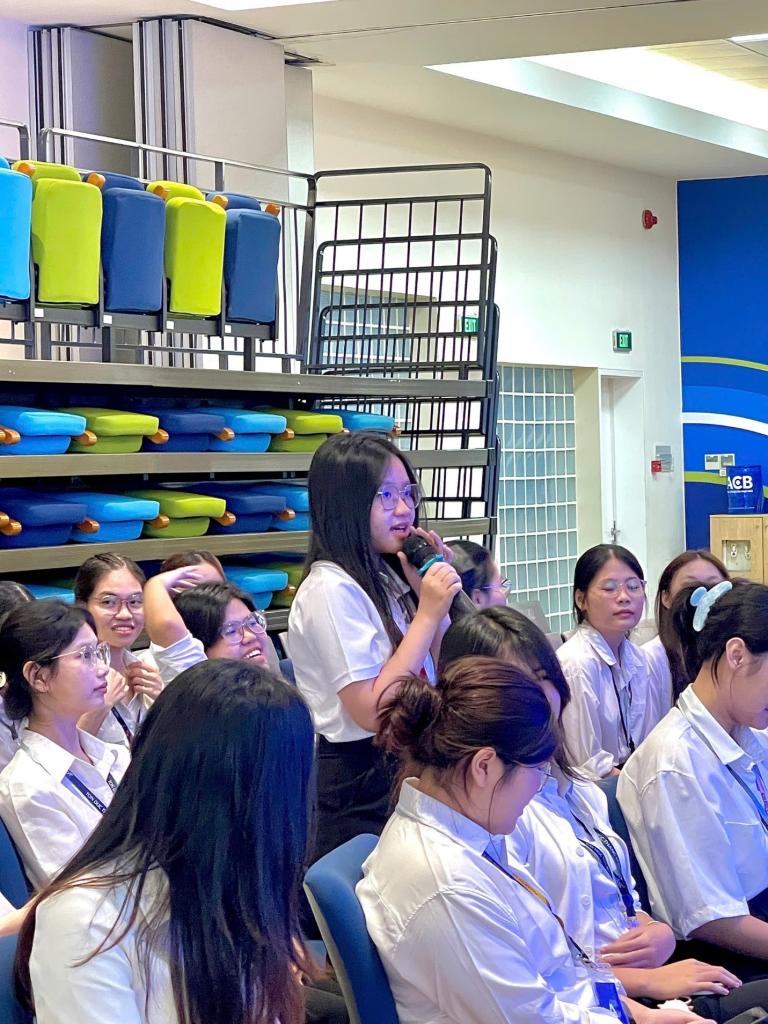 Chuyên đề hướng nghiệp 1 – tham quan và trải nghiệm tại ngân hàng thương mại cổ phần Á Châu (ACB)