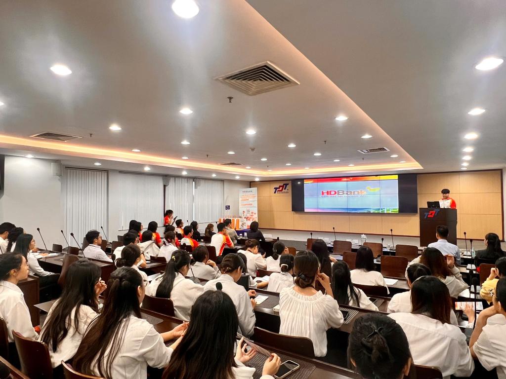 Chương trình HDBank Future Banker 2025