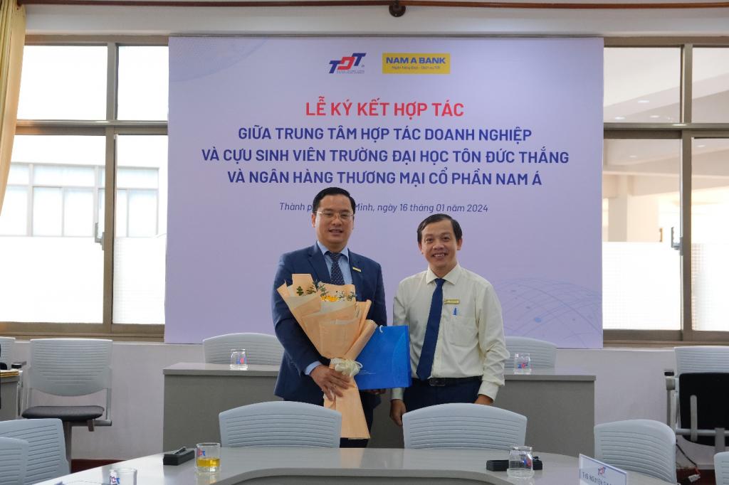 Ký kết hợp tác Ngân hàng Nam á