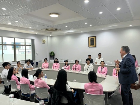 Đón tiếp và làm việc với Đại diện Trường Đại học Massey, New Zealand