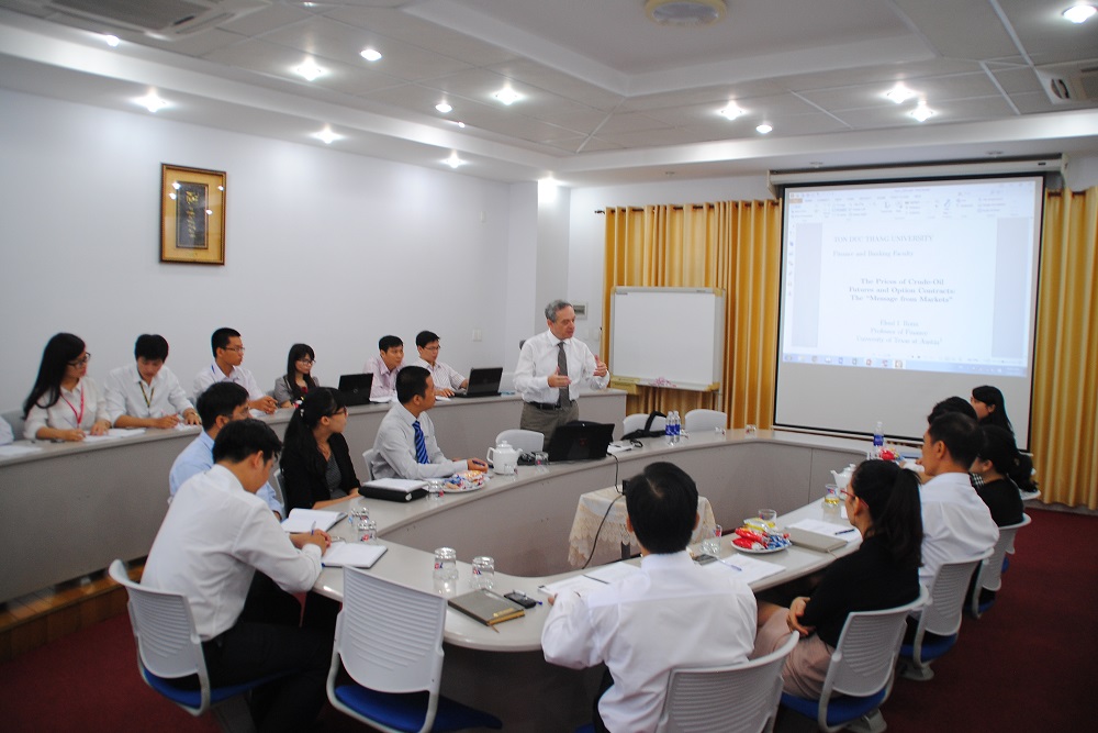 Nghiên cứu khoa học của giảng viên